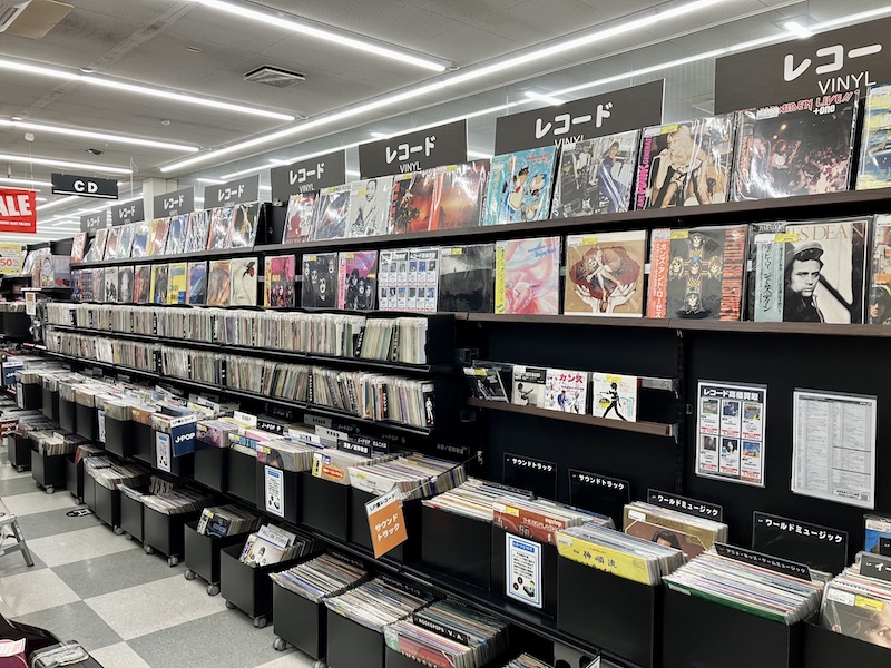 ブックオフ熱田国道一号店のレコードコーナー