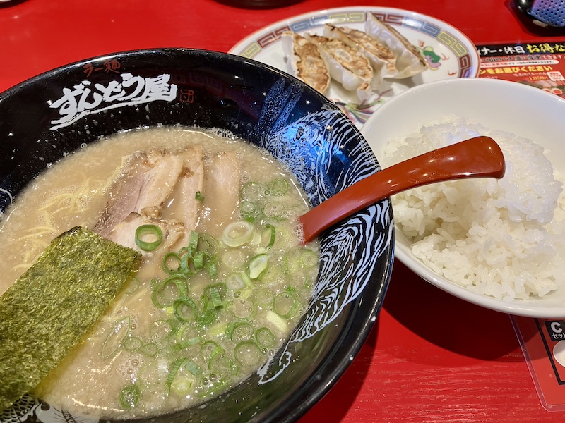 守山区のずんどう屋のラーメン