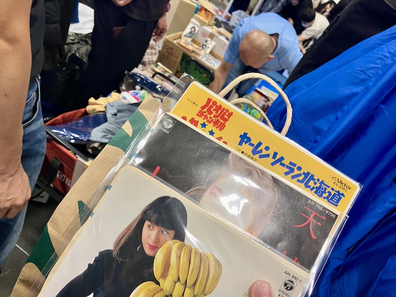 マンモスフリーマーケットで買ったレコード