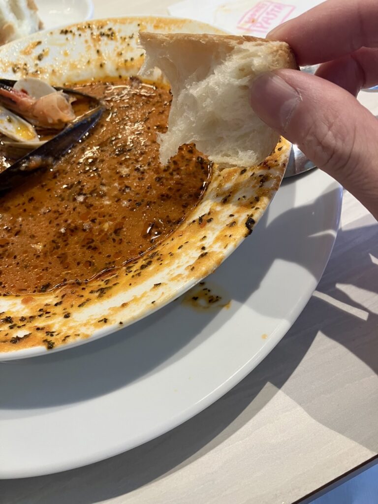 ラシックに新しくできたパスタ系のお店「ホームズパスタ」