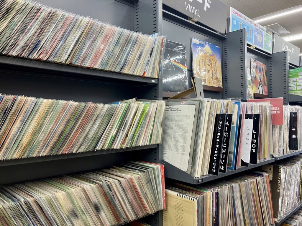 BOOKOFF 静岡榛原店のレコードコーナー