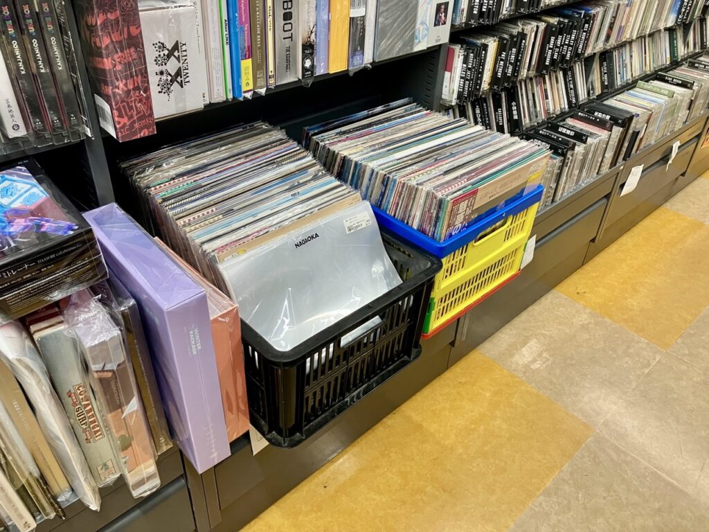 BOOKOFF 藤枝店のレコードコーナー
