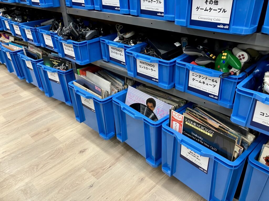 ハードオフ湖西店のジャンクレコードコーナー